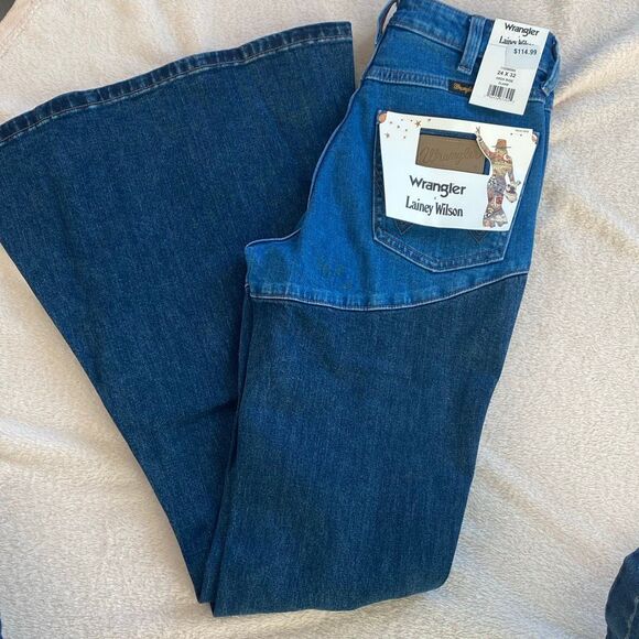 Wrangler X Lainey Wilson Chaps Bell Bottom Jeans Size 24x32 - Picture 8 of 10